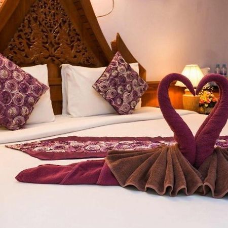 Patong Beach Bed And Breakfast Ngoại thất bức ảnh
