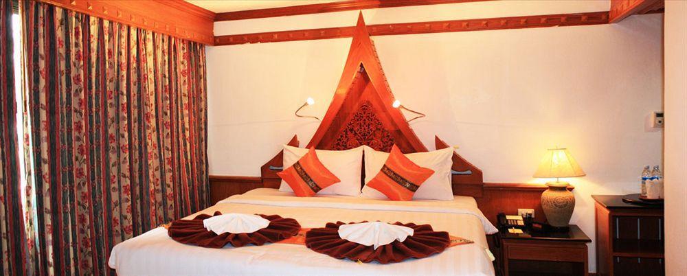 Patong Beach Bed And Breakfast Ngoại thất bức ảnh